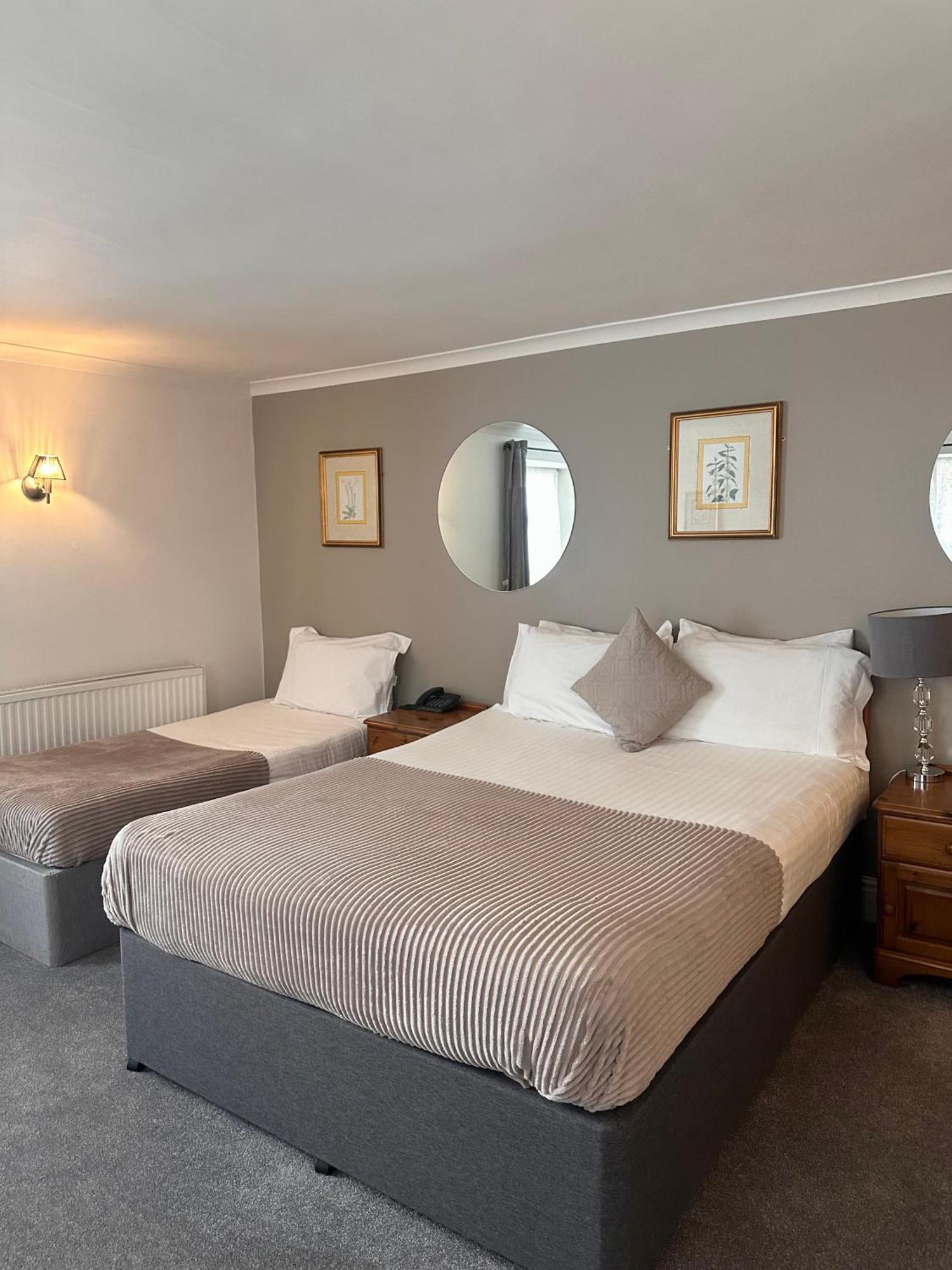 Tyacks Hotel Camborne Extérieur photo